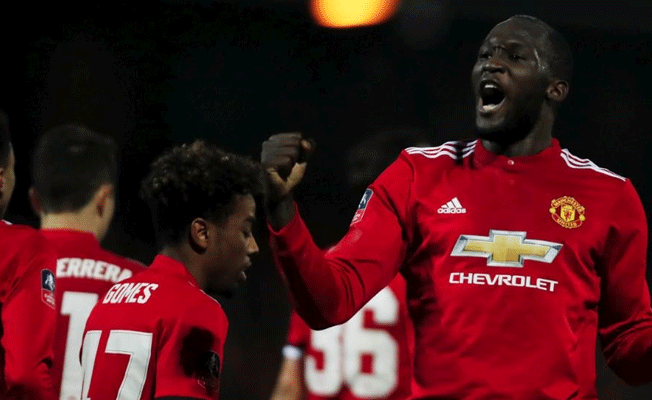'Kaddafi az kalsın Manchester United'ı alacaktı'