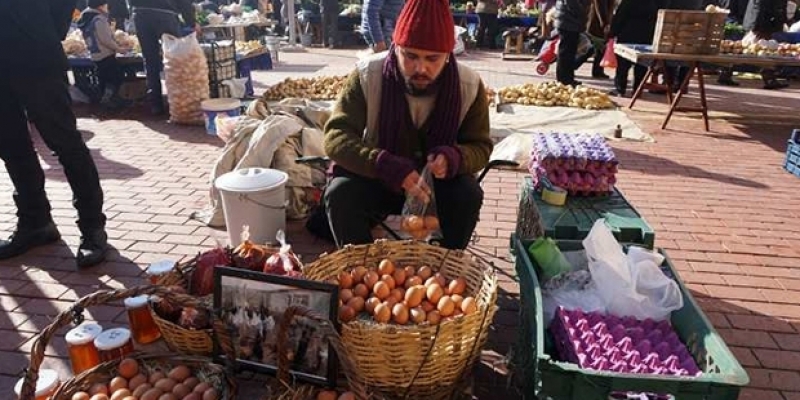 Strese dayanamadı, bankacıyken pazarcı oldu