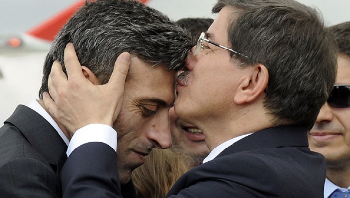 AKP’den CHP'li Öztürk Yılmaz üzerinden Davutoğlu’na sert çıkış