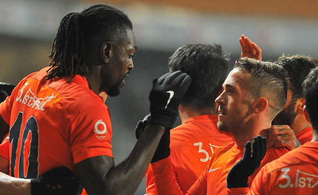 Medipol Başakşehir - Kardemir Karabükspor'u hezimete uğrattı: 5-0