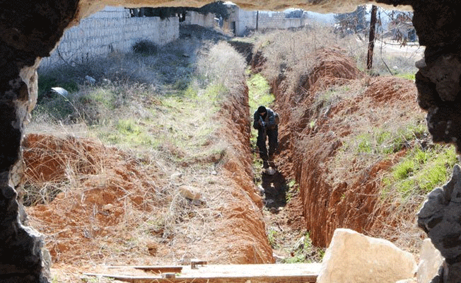 PKK/YPG tüneller kazıp, yoldan geçenden vergi almış