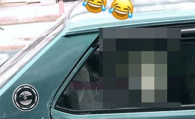 Otomobilinin arka koltuğuna bindirdi, görenler gözlerine inanamadı