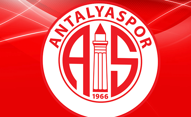 Antalyaspor yıldız futbolcunun sözleşmesini feshetti
