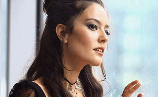 Pelin Akil evinde kaza geçirdi, cam sephaya düştü