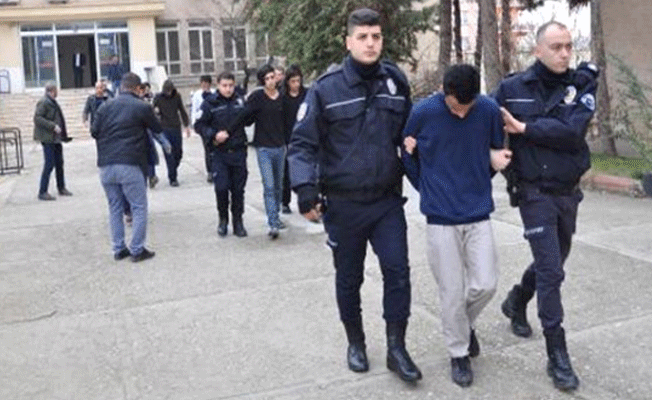 Suriyeli hırsızlar, Suriyeli kuyumcudan 20 bin dolar çaldı