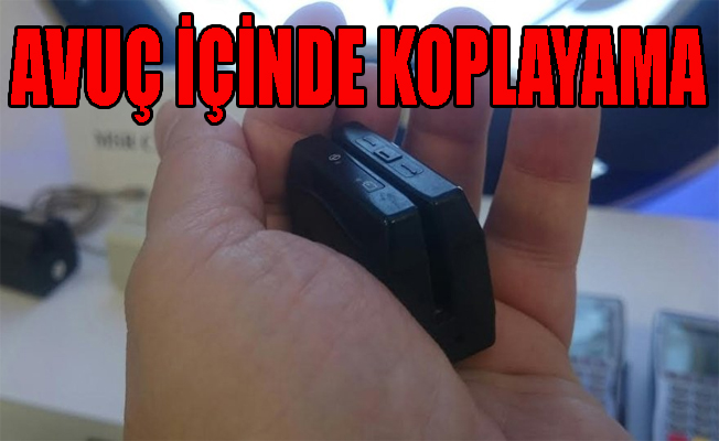 ATM'ye yükledikleri yazılımla yüzlerce kişiyi dolandırdılar
