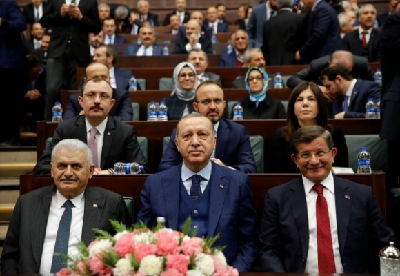 Erdoğan, Davutoğlu ile ne konuştu? İşte ayrıntısı...
