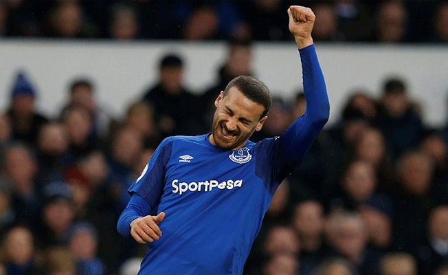 Cenk'in takımı Everton deplasmanda dağıldı