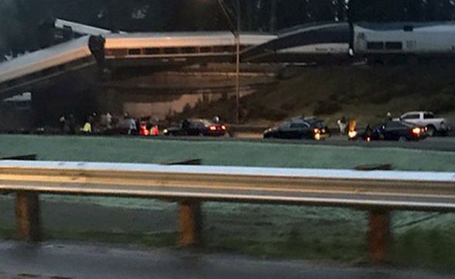 İki tren çarpıştı: 2 kişi hayatını kaybetti