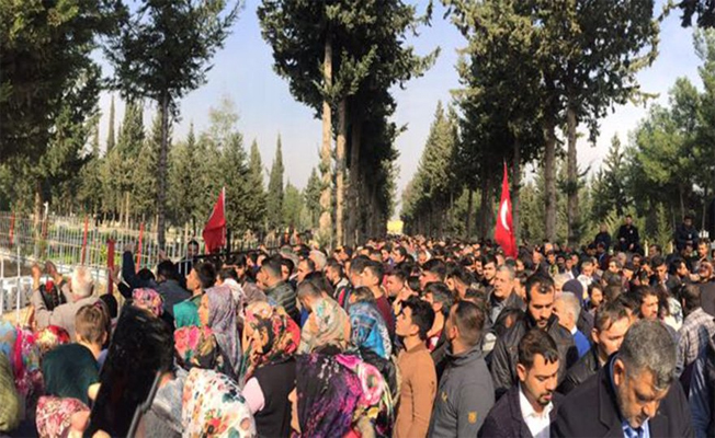 Hataylı şehit son yolculuğuna uğurlandı... Başbakan Yıldırım sıcak bölgede açıklamalarda bulundu