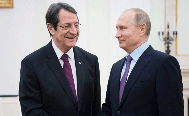 Putin'den Anastasiadis'e kutlama mesajı