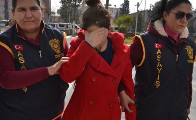 4 yaşındaki çocuğunu boğmak isteyen anne...