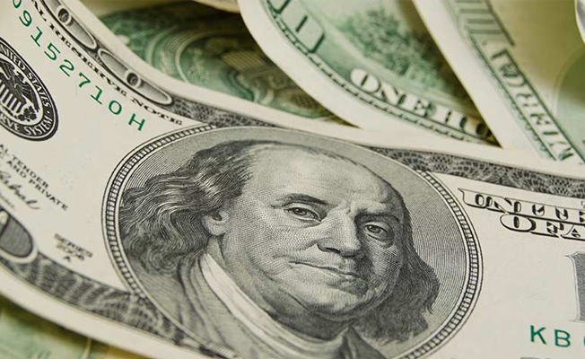 Dolar güne yükselerek başladı