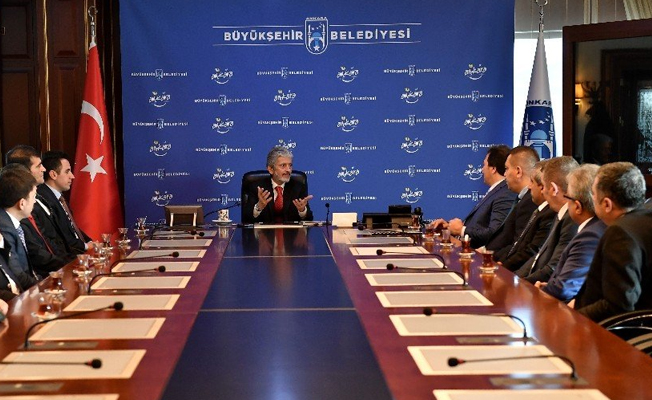 Ankara Büyükşehir Belediye Başkanı'nın 'takisici' isyanı