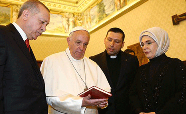Vatikan'dan o iddiaya yalanlama