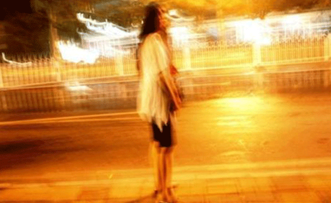 Evli kadını şantajla fuhuşa zorladı!