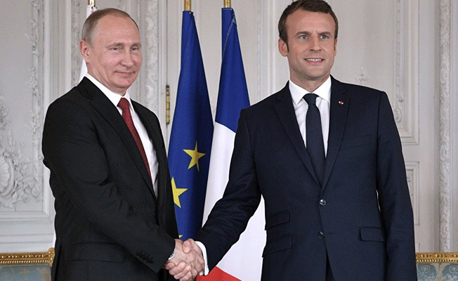 Putin ile Macron görüştü