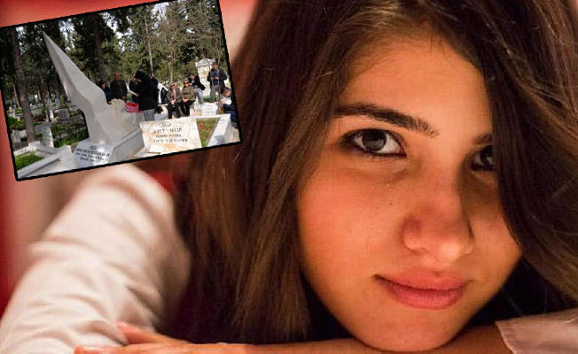 Özgecan Aslan, katledilişinin 3. yılında mezarı başında anıldı