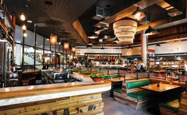 Dünyaca ünlü restoran zinciri şubelerini bir bir kapatıyor!