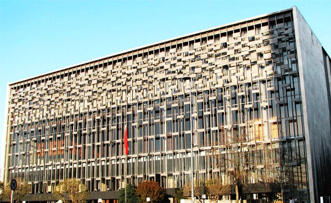 Yıllardır tartışma konusu oldu... AKM'ye ilk kazma vuruldu