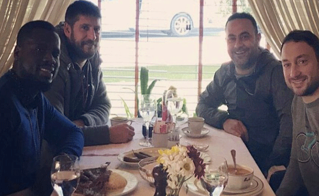 Zor günler geçiren Eboue yeniden Galatasaray’da!