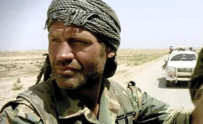 İngiliz YPG'li hakim karşısında