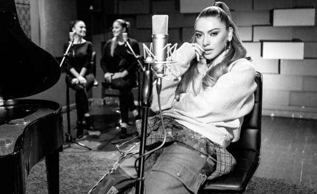 Hadise’den ‘edepli’ klip! RTÜK’e gönderme yaptı…