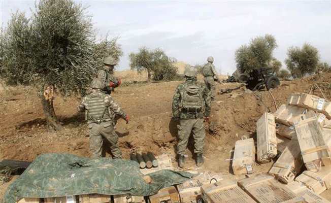 Eğitimli Türk askerleri Afrin'de... YPG'liler tuzak kuruyor
