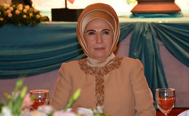 Emine Erdoğan: Yer kürenin bir devrime ihtiyacı var