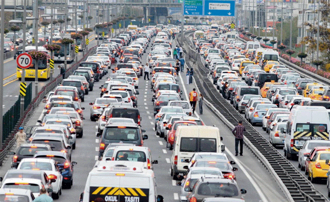Trafik kurallarını yabana atanlara büyük düzenleme!