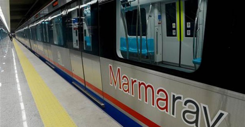 Marmaray'da seferler gecikmeli yapılıyor