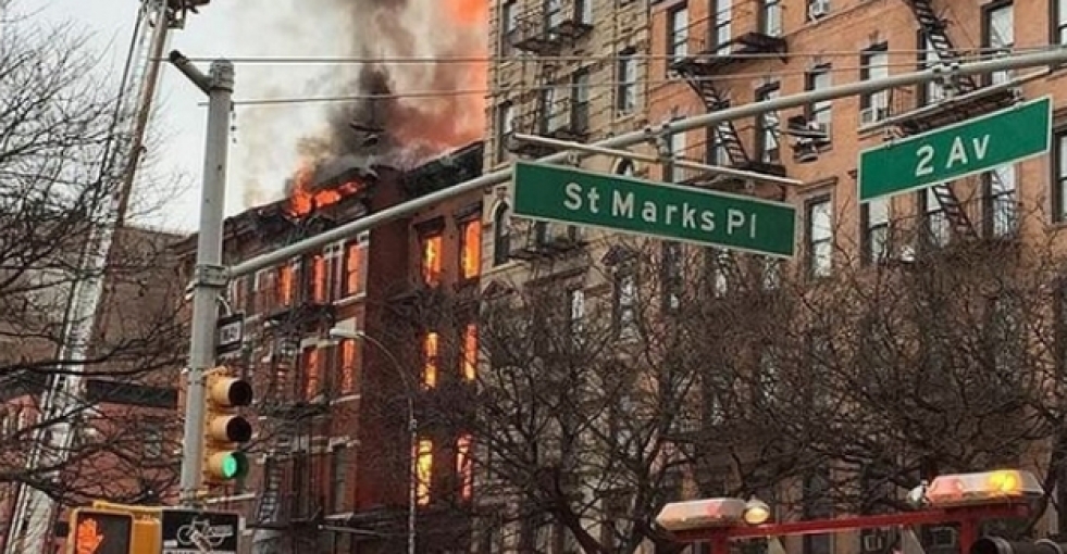 New York'ta doğazgaz patlaması