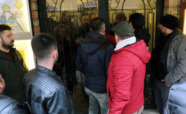 Samsun'da gergin saatler : 4 yaralı, 1 gözaltı
