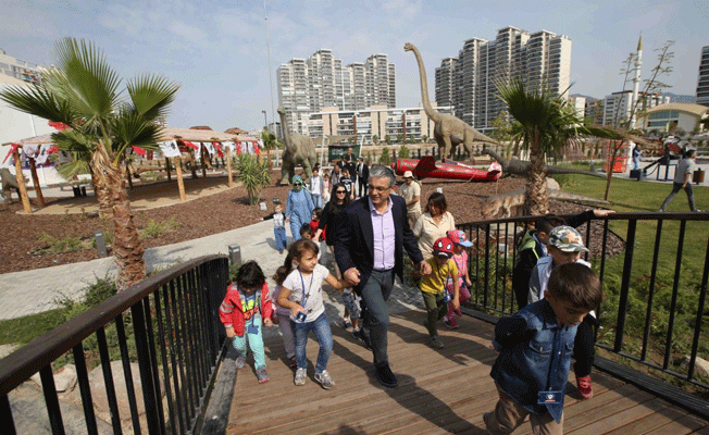 Karşıyaka’nın Atatürkçü çocukları rekor kıracak