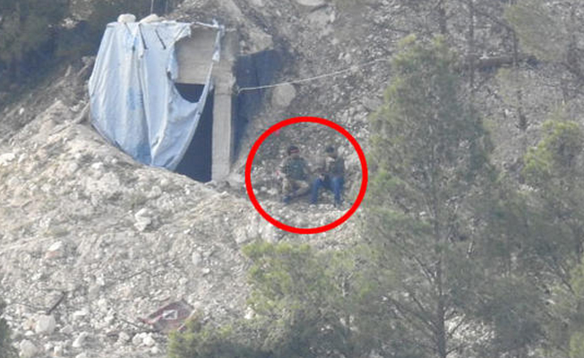 En net görüntüleri! İşte kritik dağdaki YPG'liler...