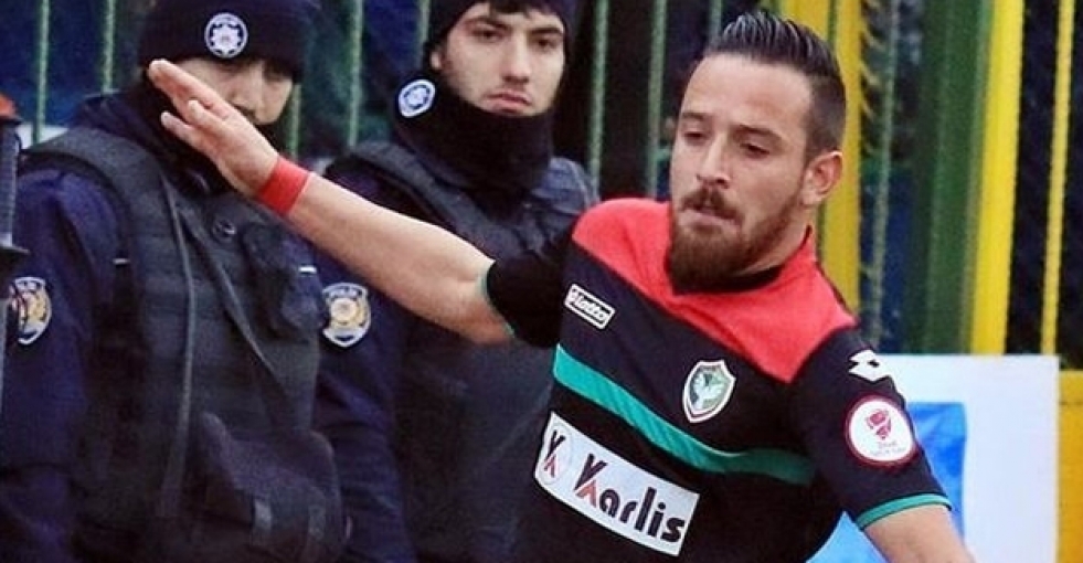 Amedsporlu futbolcu Deniz Naki'ye 5 yıl hapis sistemi