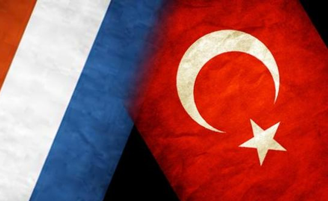 Hollanda FETÖ'cülere kucak açtı