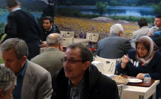 Hükümet Lokantası'nda memura 3 çeşit yemek kaç lira?