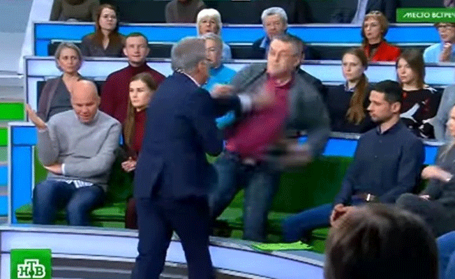 Rusya'da canlı yayında kavga