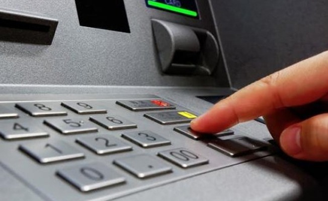 ATM'den para çekecekler dikkat! 100 lira çekiminde...