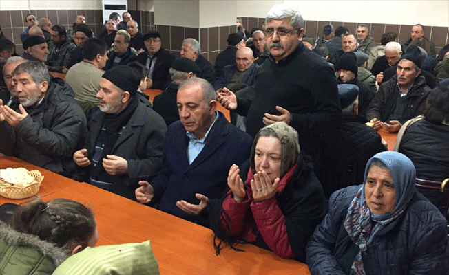 Gazetemiz yazarlarından Süleyman Kılıç'ın annesinin lokma hayrı gerçekleşti