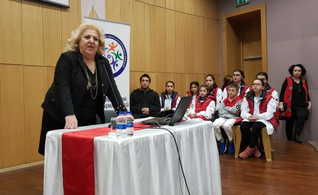 Sacide Bolcan 'Atatürk'ü devrimlerinde tanıyoruz'