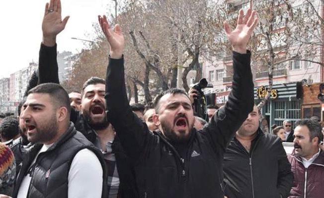 Konyalı kafe sahipleri eylemde