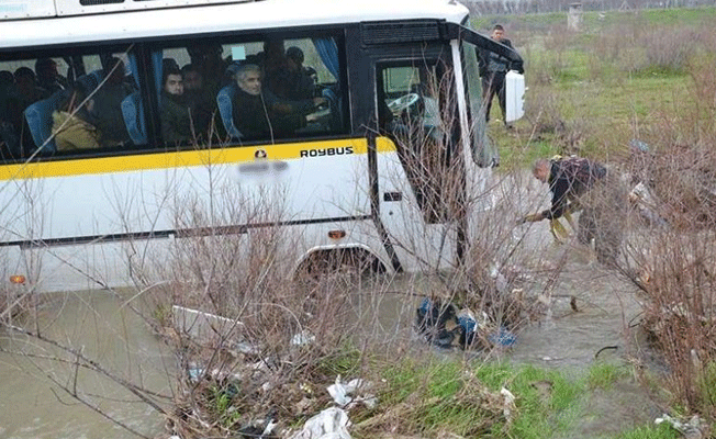 Belediye yetkilileri şaşkın! 25 işçi çay ortasında böyle bekledi