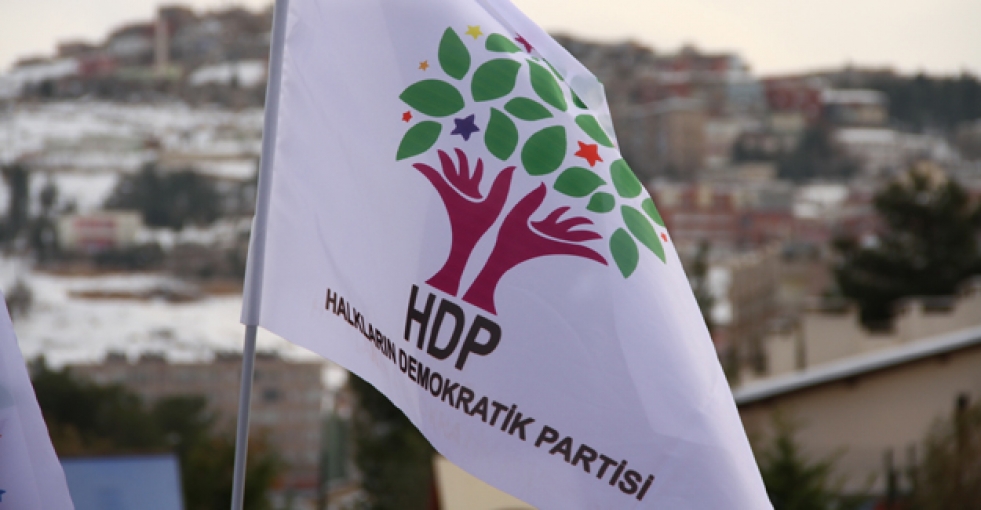 HDP'li 6 milletvekili ifadeye çağrıldı