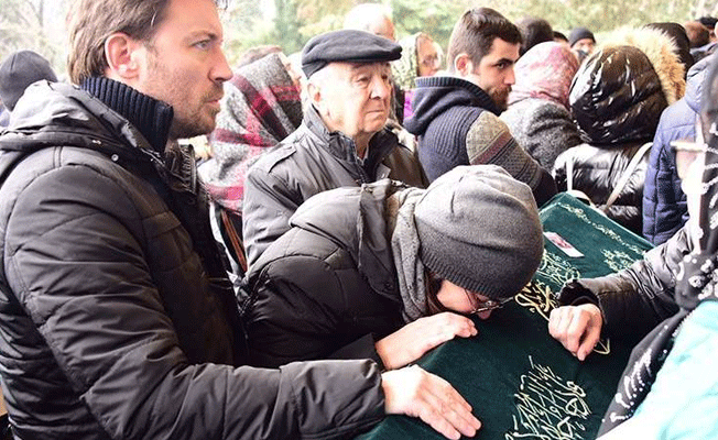 Yeliz Şar'ın acı günü: Son kez sarıldı...