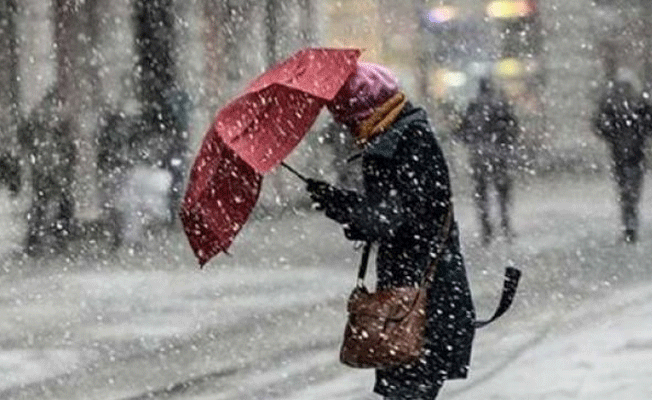 İstanbul Valisi'nden 'kar tatili' açıklaması