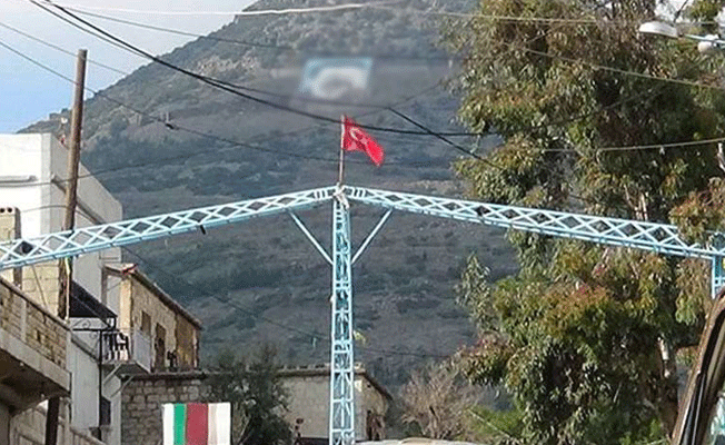 Bülbül’de Türk bayrakları dalgalanıyor
