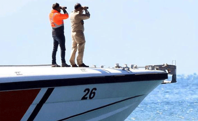 Otomobil sel sularına kapıldı... Arama ekipleri devreye girdi