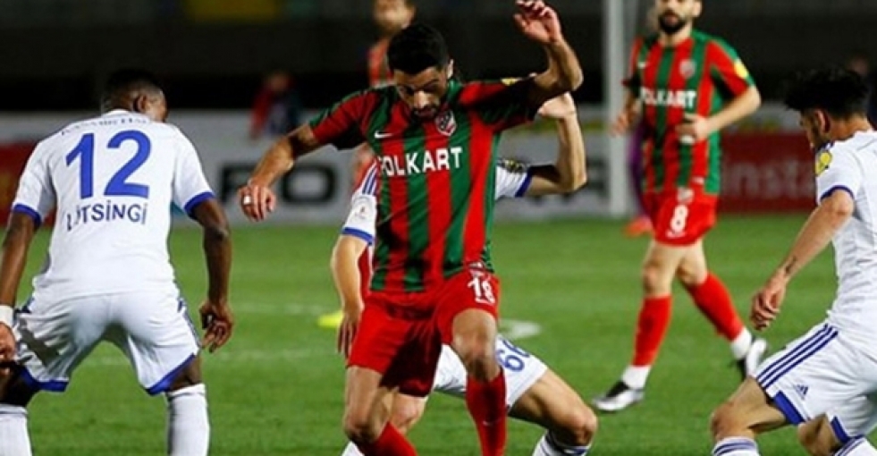 FIFA'dan Karşıyaka'ya 2 dönem transfer yasağı